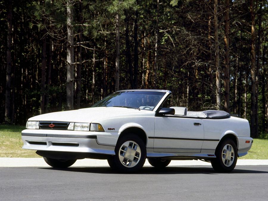  Chevrolet Cavalier Z24 Convertible 1988 года  (фото 3 из 3)